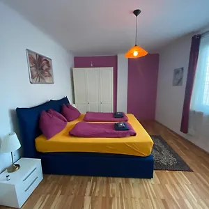 Domino Appartement Wenen